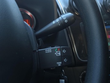 Dacia Sandero II Hatchback 5d Facelifting 1.0 SCe 73KM 2019 Sandero 1.0 SCe Laureate, zdjęcie 15