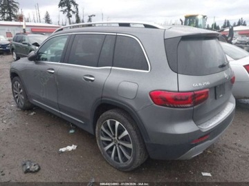 Mercedes GLB 2023 Mercedes-Benz GLB 250 2023 2.0 Benzyna 221KM, zdjęcie 3