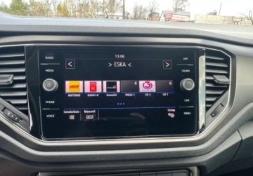 Volkswagen T-Roc I SUV 1.0 TSI 115KM 2020 Volkswagen T-Roc Kamera Elektryczna klapa Zmieniarka Klimatronik Benzyna, zdjęcie 13