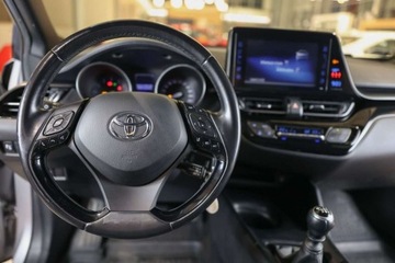 Toyota C-HR I Crossover 1.2L Turbo 116KM 2016 Toyota C-HR 1.2 T Premium 1.2 Benzyna 116KM, zdjęcie 27