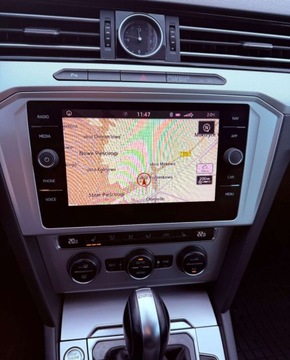 Volkswagen Passat B8 Variant 2.0 TDI BlueMotion SCR 150KM 2018 Volkswagen Passat Volkswagen Passat 2.0 TDI BMT SCR Comfortline DSG7 2.0, zdjęcie 29