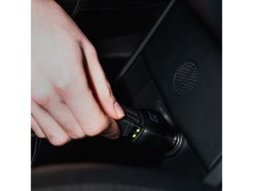 Автомобильное зарядное устройство 3xUSB + кабель USB-C длиной 1,2 м