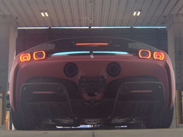 Ferrari 2022 Ferrari SF90 Stradale 2022 4.0 Benzyna 986KM, zdjęcie 4