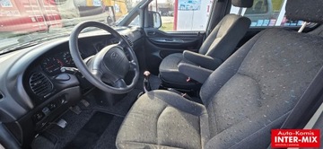 Hyundai H1 I 2002 Hyundai H-1 7-osobowy obracane fotele klimatyzacja Hak 2.5 Diesel 101KM 2.5, zdjęcie 7
