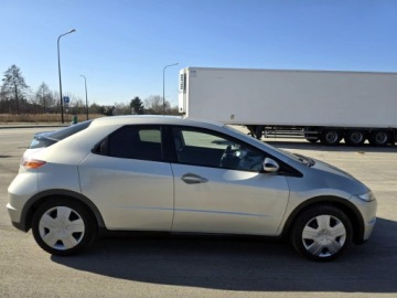 Honda Civic VIII Hatchback 5d 1.4 i 83KM 2007 HONDA CIVIC UFO 1.4 B+LPG Sekwencja – 83KM - KAMERA – SUPER STAN - OKAZJA!, zdjęcie 10