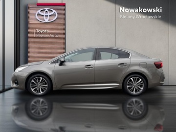 Toyota Avensis III Sedan Facelifting 2015 1.8 Valvematic 147KM 2016 Toyota Avensis 1.8 Premium MS III (2009-) 1.8 Prem, zdjęcie 3