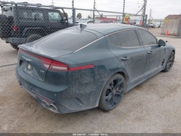 Kia Stinger 2023 Kia Stinger 2023 r., 3,3 GT2 AWD 3.3 Benzyna 368KM, zdjęcie 5