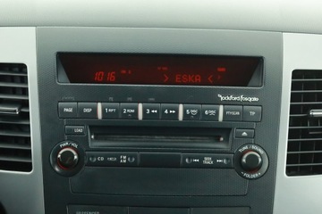 Mitsubishi Outlander II 2.0 DID DOHC 140KM 2010 Mitsubishi Outlander 2.0 DI-D, Salon Polska, zdjęcie 8