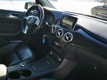 Mercedes Klasa B W246 Sports Tourer 200 BlueEFFICIENCY 156KM 2015 MERCEDES B200 Automat, CNG, W246 Sports Tourer 200 BlueEFFICIENCY 156KM, zdjęcie 4