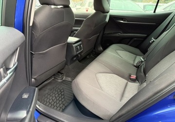 Toyota Camry IX Sedan 2.5 Hybrid Dynamic Force 218KM 2020 Toyota Camry Salon Polska, Serwis ASO, Gwarancja 2.5 Hybryda 218KM, zdjęcie 13