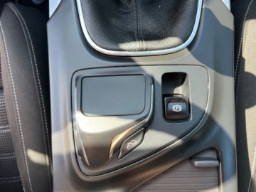 Opel Insignia I Sports Tourer Facelifting 1.4 Turbo ECOTEC LPG 140KM 2014 Opel Insignia XENONY NAWIGACJA GRZANA KIEROWNICA GRZANE FOTELE TEMPOMAT 1.4, zdjęcie 17