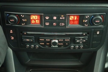 Citroen C5 III Tourer 2.0 HDi FAP 163KM 2014 Citroen C5 2.0 HDi, Salon Polska, Navi, Klima, zdjęcie 9