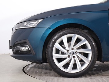 Skoda Octavia IV Liftback 1.5 TSI EVO 150KM 2021 Skoda Octavia 1.5 TSI e-tec, Salon Polska, zdjęcie 13