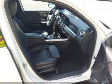 Mercedes GLB 2023 Mercedes-Benz GLB 2023r., 4x4, 2.0L 2.0 Benzyna 221KM, zdjęcie 8