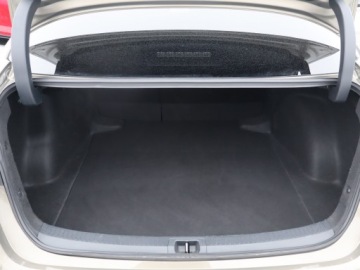 Toyota Corolla XII Sedan 1.5 VVT-i 125KM 2022 Toyota Corolla 1.5 VVT-i, Salon Polska, zdjęcie 13