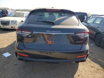 Maserati Levante 2022 Maserati Levante 2022, Modena, 3.0L, od ubezpieczalni 3.0 Benzyna 424KM, zdjęcie 4