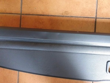 ROLETA KUFRU VW TOURAN 10-15 ROK