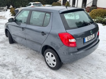 Skoda Fabia II Hatchback Facelifting 1.2 HTP 70KM 2011 Skoda Fabia 1.2 70KM Lift Klima Serwis Sprawdz 1.2 Benzyna 70KM, zdjęcie 21