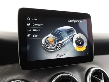 Mercedes CLA C117 Shooting Brake 1.6 200 156KM 2016 Mercedes CLA 200 Automat Navi Czujniki parkowania, zdjęcie 23