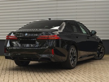 BMW Seria 5 G90-91 Touring 2.0 520d 197KM 2026 BMW Seria 5 520d xDrive Sport Sedan 2.0 (197KM) 2026, zdjęcie 3