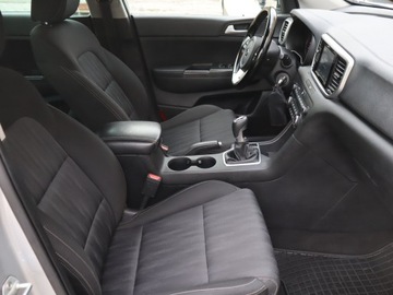 Kia Sportage IV SUV Facelifting 1.6 T-GDI 177KM 2019 Kia Sportage 1.6 T-GDI, Salon Polska, Serwis ASO, zdjęcie 8