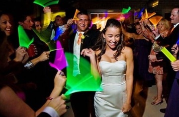BRANSOLETKI OPASKI FLUORESCENCYJNE ŚWIECĄCE 5 SZTUK PAŁECZKI