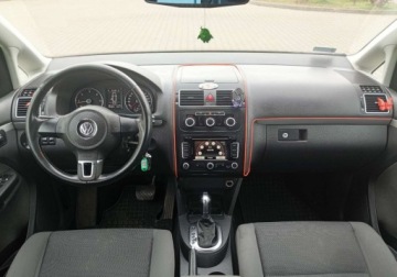 Volkswagen Touran II 1.6 TDI 105KM 2011 Volkswagen Touran Zarejestrowany - ubezpieczony - automat - 1,6 - 105 1.6, zdjęcie 22