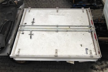 ДВЕРЬ ЗДАНИЯ КОНТЕЙНЕРА СЛЕВА СПРАВА