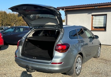 Opel Astra J Sports Tourer 1.7 CDTI ECOTEC 110KM 2012 Opel Astra 2012 r. 1.7 Diesel 110KM, zdjęcie 16