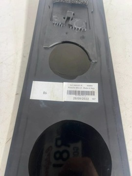 PORSCHE TAYCAN 9J1 2022 LEVÝ STRANA LIŠTA