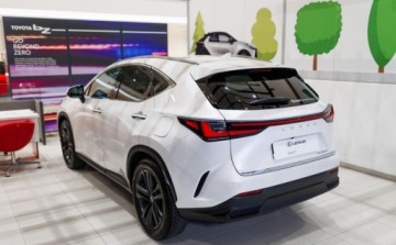Lexus NX II SUV Facelifting 2.5 350h 243KM 2024 Lexus NX 350h Prestige AWD Desing Tazuna 2.5 Benzyna 242KM, zdjęcie 21
