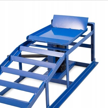 Прочные пандусы с гидроподъемником, 2 шт. Комплект пандусов для мастерской.