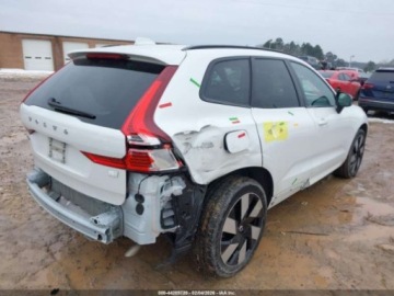 Volvo XC90 II SUV Plug-In 2.0 T8  455KM 2024 Volvo XC 60 2024 r., 2,0L PLUG-IN HYBRID T8 PLUS DARK THEME 2.0 Hybryda, zdjęcie 5