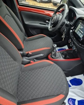 Toyota Aygo X 1.1 VVT-i 72KM 2022 Toyota Aygo X Salon PolskaPrzebieg 548km Nowy nieuzytkowany Benzyna, zdjęcie 18