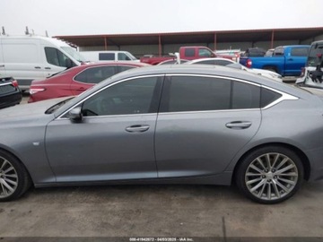 Cadillac 2022 Cadillac CT5 Premium Luxury 2022 2.0l 2.0 Benzyna 235KM, zdjęcie 2