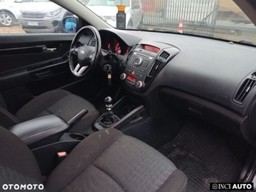 Kia Proceed 2010 Kia ProCeed Kia ProCeed 1.6 Crdi Comfort 1.6 Diesel 116KM, zdjęcie 11