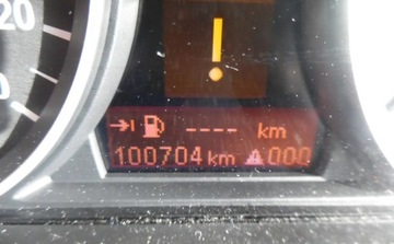 BMW 2011 BMW Seria 1 2011r, 1.6 Benzyna, Lekko uszkodzony bok. 1.6 Benzyna 122KM, zdjęcie 12