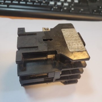 Контакторное реле LC1-D163 [10]