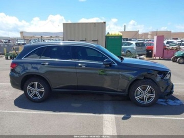 Mercedes GLC C253 2021 Mercedes-Benz GLC 300 2021 2.0l 2.0 Benzyna 255KM, zdjęcie 6