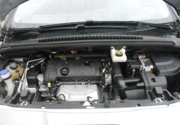 Peugeot 5008 I Minivan 1.6 VTi 120KM 2010 Peugeot 5008 Peugeot 5008 I 1.6 BENZYNA 120 KM 1.6 Benzyna 120KM, zdjęcie 11