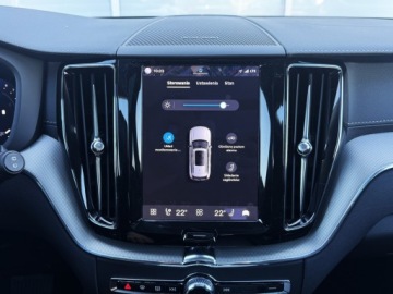 Volvo XC60 II 2025 Volvo XC 60 B5 AWD | Ultra Dark | Mild Hybrid | Se, zdjęcie 16