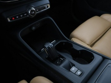 Volvo XC40 Crossover 2.0 D4 190KM 2019 Volvo XC 40 MomentumPro automat AWD D4 skóra navi, zdjęcie 29