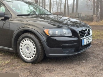 Volvo C30 Hatchback 3d 1.6 100KM 2009 Volvo C30 1.6 Momentum 100KM 2009r, zdjęcie 8