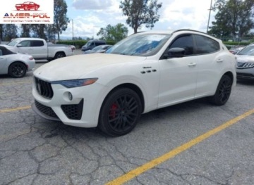 Maserati Levante 2022 Maserati Levante Modena 2022 3.0 Benzyna 424KM
