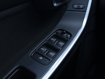 Volvo V60 I Kombi 2.0 D3 163KM 2011 Volvo V60 D3 2.0, Salon Polska, Automat, Xenon, zdjęcie 16