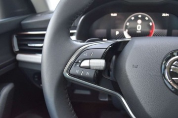 Skoda Scala Hatchback Facelifting 1.0 TSI 115KM 2024 Skoda Scala SalonPL 115 KM DSG SelectionStratos 17Pak. Winter Przebieg Dea, zdjęcie 13