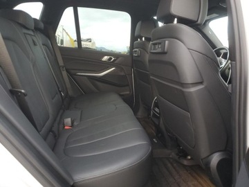 BMW X5 G05 2022 BMW X5 xDrive45E 2022 3.0l 3.0 Hybryda 389KM, zdjęcie 11
