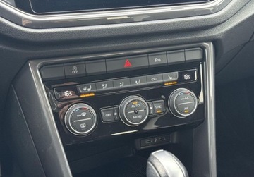 Volkswagen T-Roc I SUV 1.5 TSI ACT 150KM 2021 Volkswagen T-Roc 1.5 Benzyna 150KM, zdjęcie 24