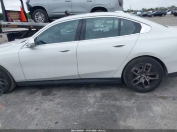 BMW Seria 5 G90-91 2026 BMW Seria 5 530I XDRIVE, 2026r., 4x4, 2.0L 2.0 Hybryda 255KM, zdjęcie 5