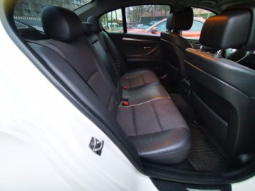 BMW Seria 5 F10-F11 Limuzyna 520d 184KM 2010 BMW 5 520D, F10, Automat, PDC, Podgrzewane fotele, zdjęcie 12
